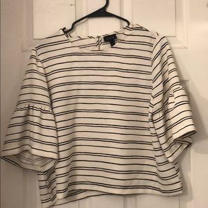 Bell sleeve top